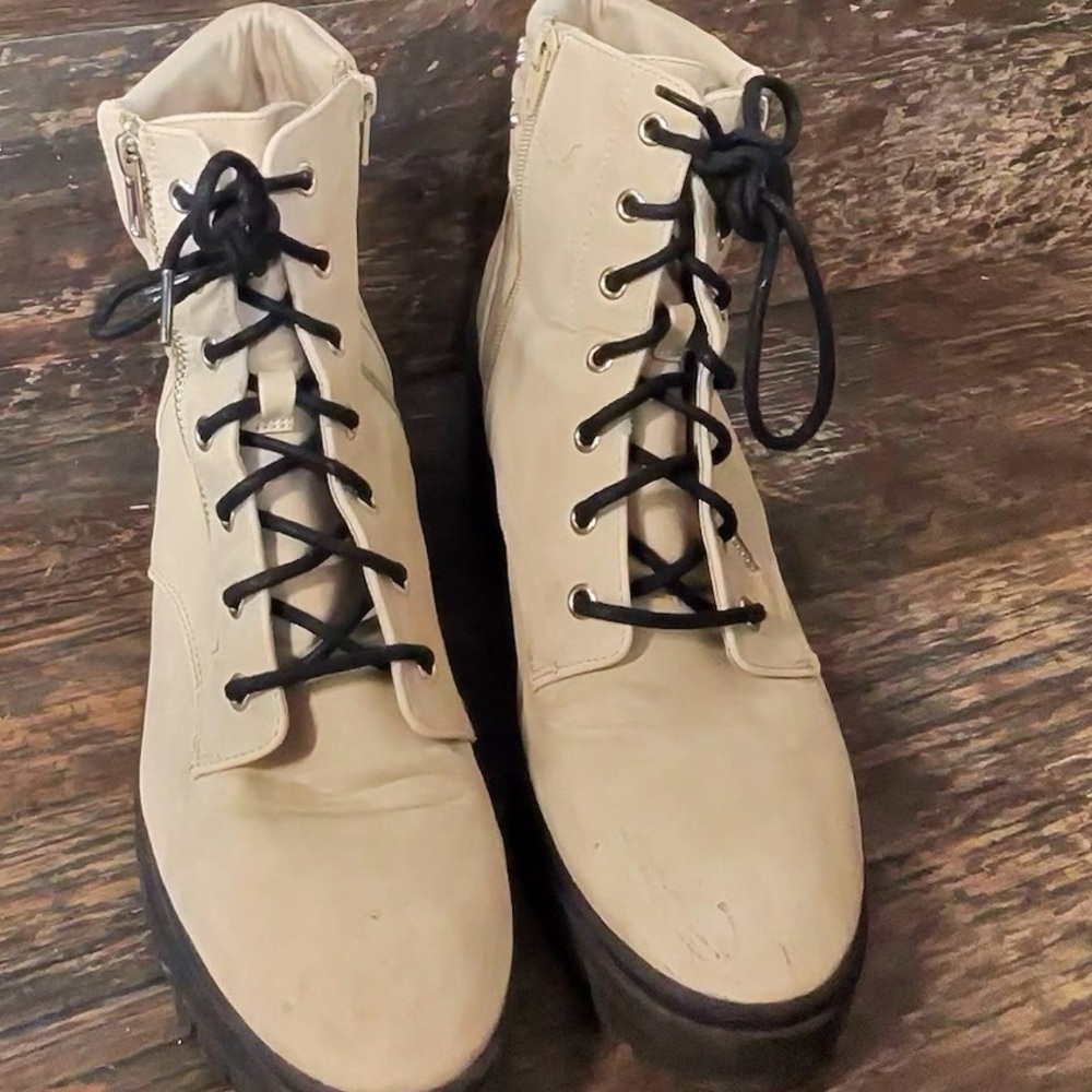 No Boundaries Beige Lace-Up Winter Boots - Picture 2 of 8